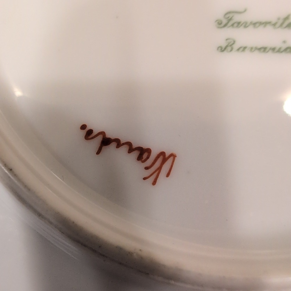 Favorite Bavaria Hand Painted Yellow Floral Porcelain Plate Artist Signed Wanda - Picture 6 of 6